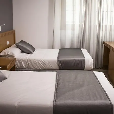 Nueva Colina 호텔 2*