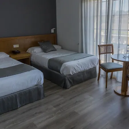 Nueva Colina 호텔 2*