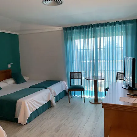 Hotel Nueva Colina Tomino