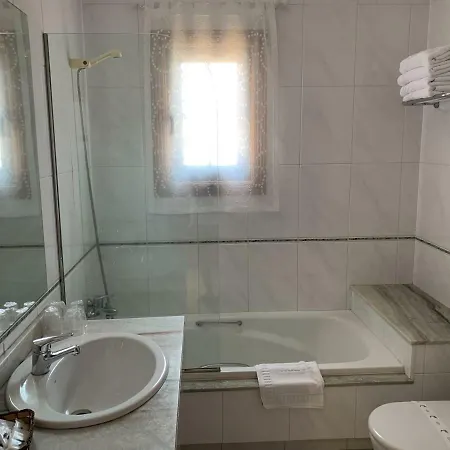 Nueva Colina Hotel